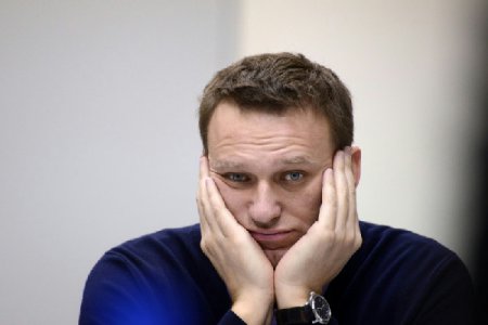 В Москве совершено нападение на оппозиционера Алексея Навального