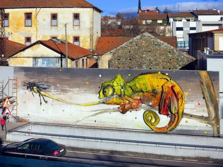 Португальский художник создает невероятно реалистичные граффити из мусора. ФОТО
