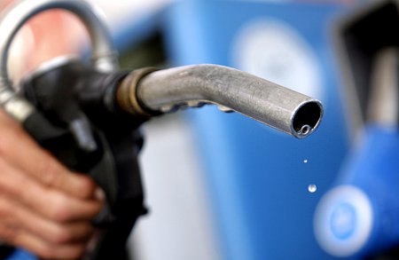 Франция: нехватка бензина ощущается всё сильнее