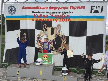 В Полтаве прошел 3-й этап Кубка Украины по картингу. ФОТО