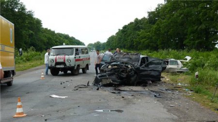 На Кировоградщине автомобиль СБУ убил молодую семью