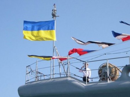 За два года в Крым зашли 97 кораблей под украинским флагом