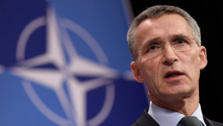 Столтенберг понял отзыв Порошенко о неуместности сегодняшнего вступления в НАТО