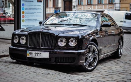 Самые дорогие автомобили покупают в Одессе