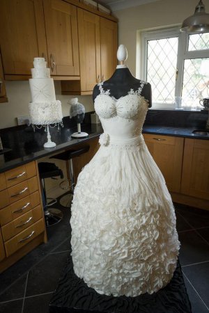 Шикарное свадебное платье, которое не решилась надеть ни одна невеста. ФОТО
