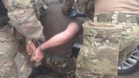 Правоохранители задержали заместителя командира бригады за торговлю боеприпасами