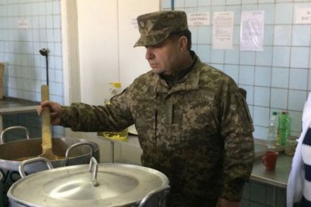 Министр обороны внепланово проверил насколько качественно питаются украинские солдаты