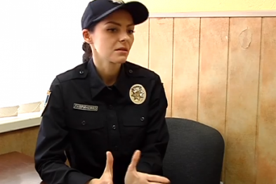 "Вместо тысячи слов" - как командир полиции показывает средний палец в ответ. ФОТО