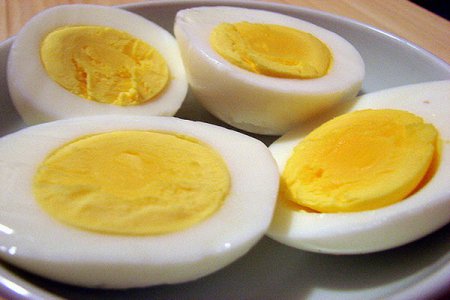 7 причин в пользу того, чтобы ежедневно есть яйца
