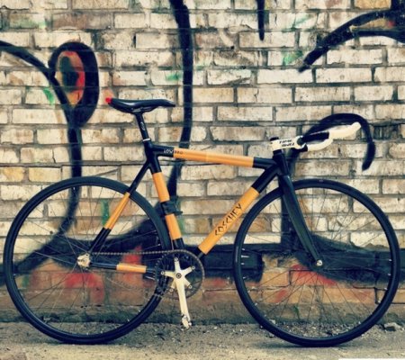 Талантливые украинские студенты создали сверхлегкий велосипед из бамбука. ФОТО