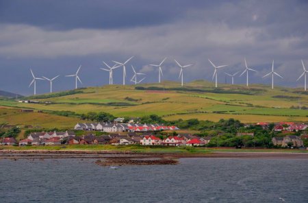 Новости экотехнологий: ветрогенераторы обеспечили Шотландию энергией на 106%