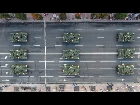 Видео репетиции парада ко Дню Независимости с высоты птичьего полета