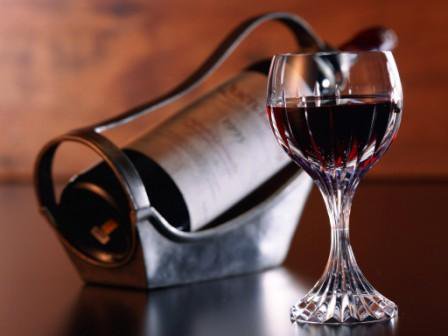 Бокал вина в день спасет от депрессии 