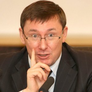 Луценко посоветовал сотрудникам патрульной полиции менять маршруты патрулирования