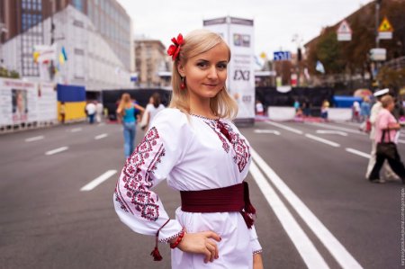 Женская вышиванка – символ гордости и красоты украинского народа