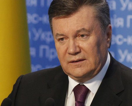  Янукович пожаловался на Луценко