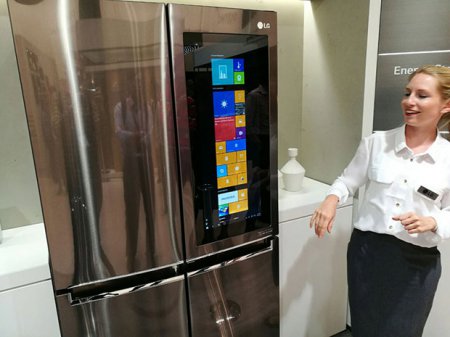 Компания LG представила холодильник под управлением Windows 10
