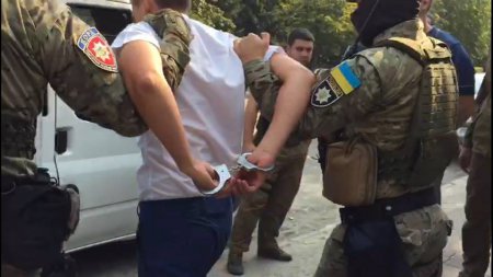 В Сарнах арестовали прокурора на "крышевании" нелегальной добычи янтаря