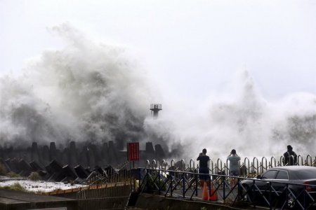 На Тайване бушует самый мощный тайфун, какого в этом году не было ни в одной стране мира