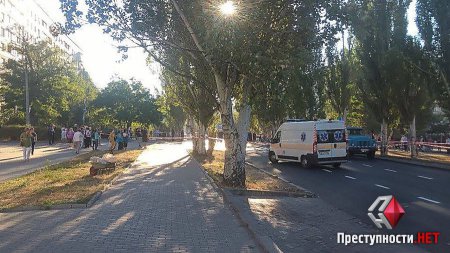 Массовое ДТП в Николаеве: погибли рабочие, наносящие дорожную разметку. ФОТО