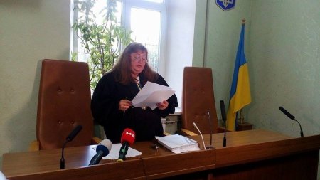 Ткаченко Людмила Яковлевна - судья, которая покрывает коллегу-преступника