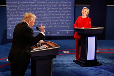 Хиллари Клинтон одержала победу над Дональдом Трампом в первых теледебатах