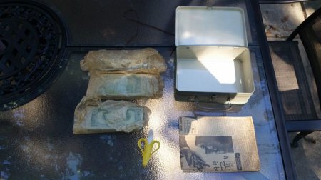 Семейная пара из США нашла клад в собственном доме. ФОТО