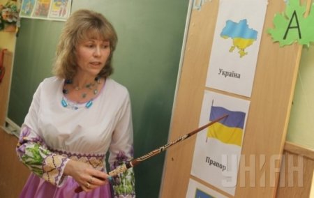 В нескольких школах Ужгорода отменили осенние каникулы