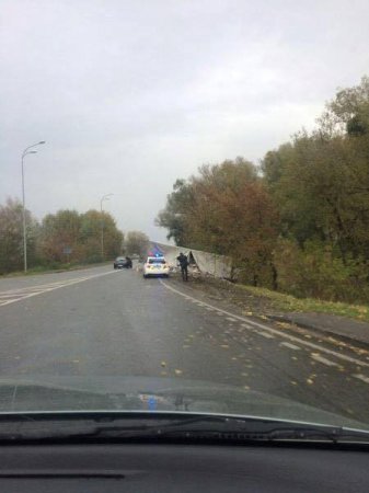 ДТП на Ровенщине: грузовик с львовским мусором не доехал до полигона