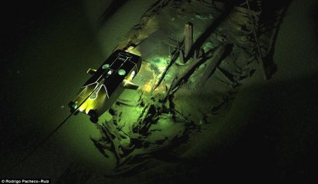 На дне Черного моря обнаружены несколько десятков древних затонувших кораблей. ФОТО