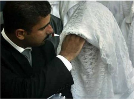 Саудит подал на развод через два часа после свадьбы 