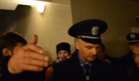 Черкащане выгнали одиозного полковника Лютого из облуправления полиции: видео