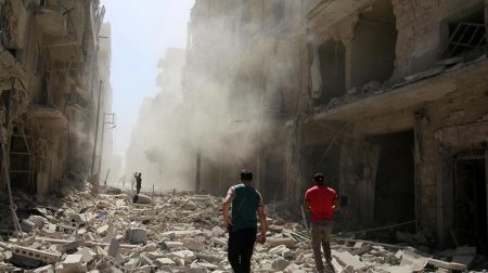 В Алеппо снова возобновились бои