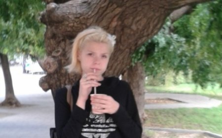 В Одессе пропала девушка: родители просят помочь найти дочь