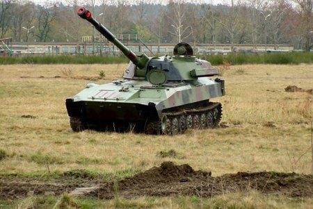 РФ доставила в зону АТО танки и "Гвоздику"