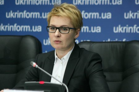 Главный люстратор Украины подала в отставку