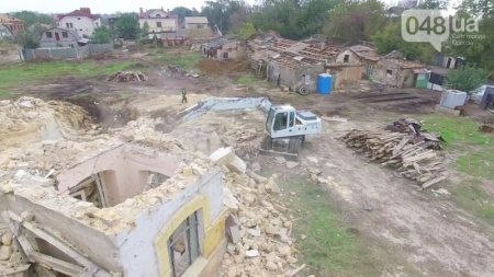 В Одессе уничтожили последний старинный особняк дореволюционной постройки: фото, видео
