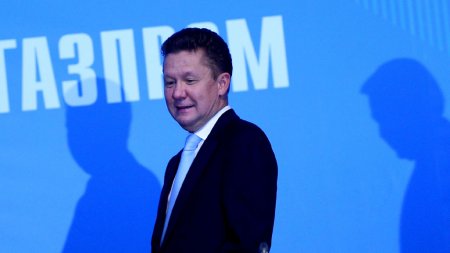 Глава "Газпрома" возглавил рейтинг самых высокооплачиваемых руководителей крупнейших компаний России