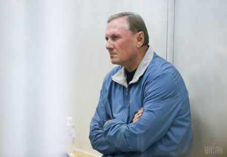 Суд отказался освобождать Ефремова из-под стражи