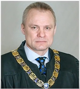 Киевский судья Василенко скрыл от общества садовый домик на 700 кв.м. - расследование