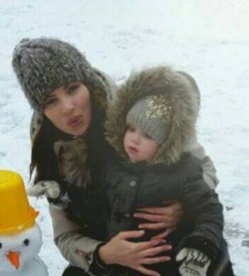 В Николаеве пропала 31-летняя девушка с ребенком