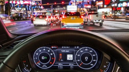 В Audi изобрели технологию распознавания сигналов светофора