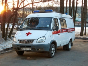 В России врачи скорой помощи испугались хулигана и не спасли человека от смерти