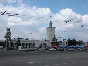 В оккупированном Крыму появились листовки с надписью "Москва сливает Крым!"