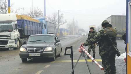 Блокадщики Донбасса отказались сдавать оружие полиции