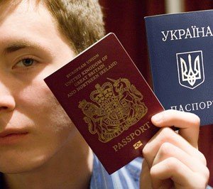 30-40% жителей Закарпатской области имеют паспорта других государств - Садовой