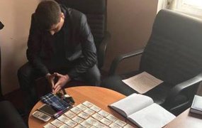 Один из руководителей полиции Киевщины задержан за взятку