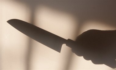 На Тернопольщине женщина зарезала одного из грабителей кухонным ножом