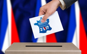 Во Франции закрываются избирательные участки