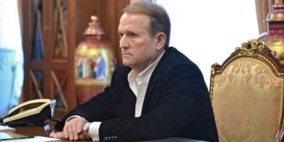 Виктор Медведчук оказался акционером компании Петра Порошенко